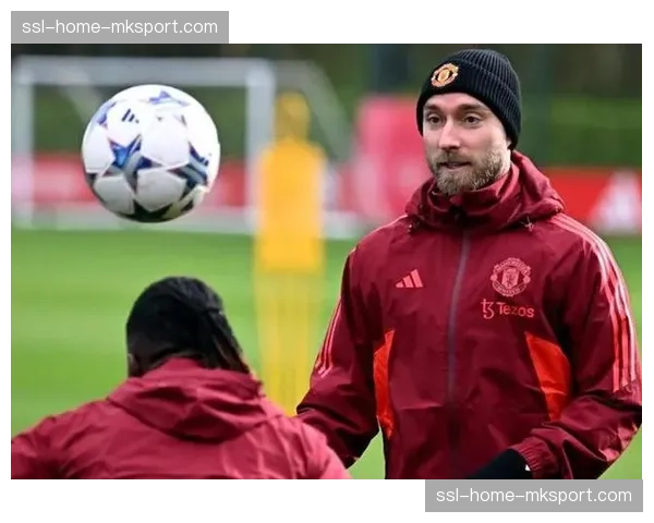 通讯:从心脏问题中康复,埃里克森随曼联重返欧冠淘汰赛舞台 通讯:从心脏问题中康复,埃里克森随曼联重返欧冠淘汰赛舞台